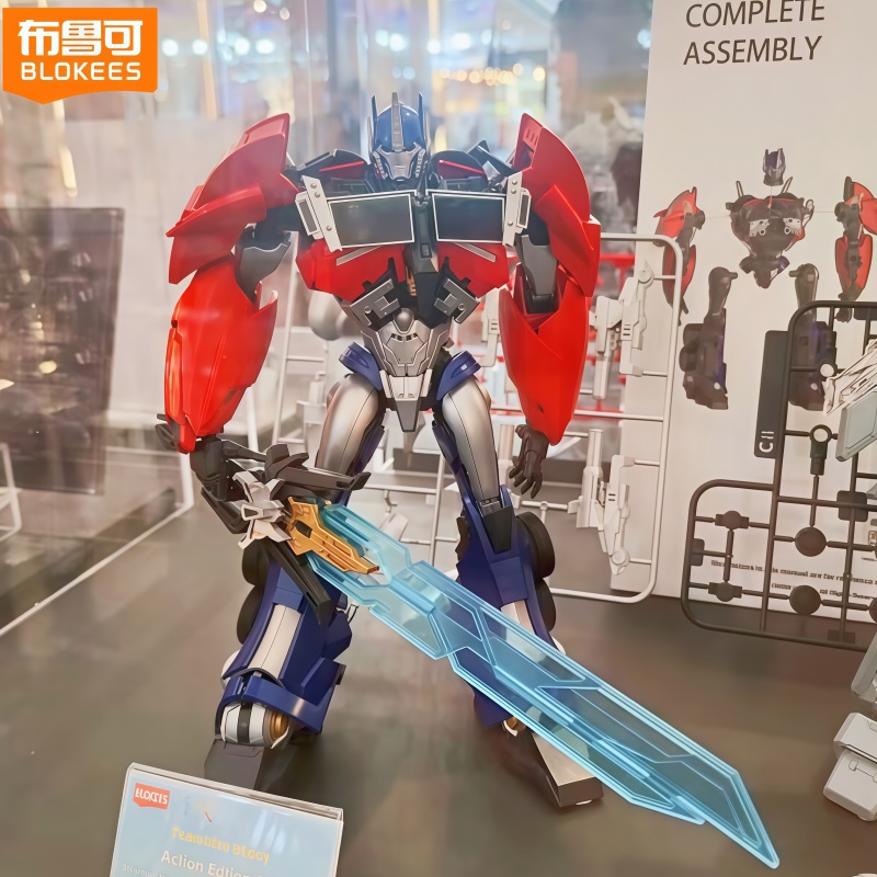 Model Kit Japan - Blokees Transformers Optimus Prime Transformers: Prime