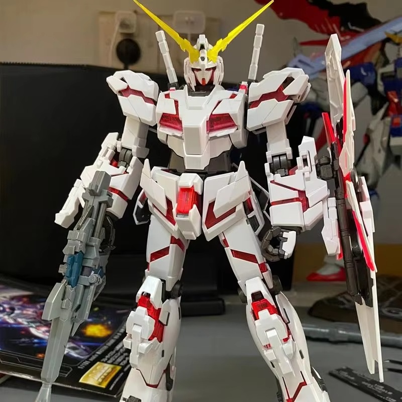 Stokta Hg 1/144 Rx-0 Unicorn İ - Model Kit Barbatos incelemesi ve fiyatı
