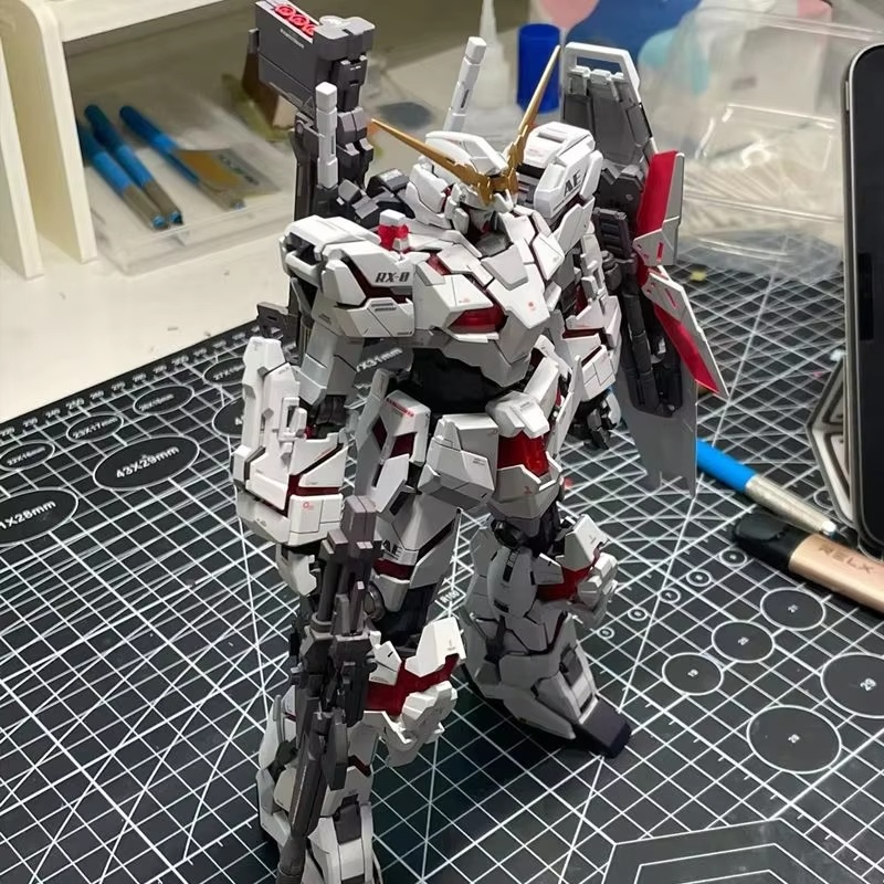 Stokta Hg 1/144 Rx-0 Unicorn İ - Model Kit Barbatos incelemesi ve fiyatı